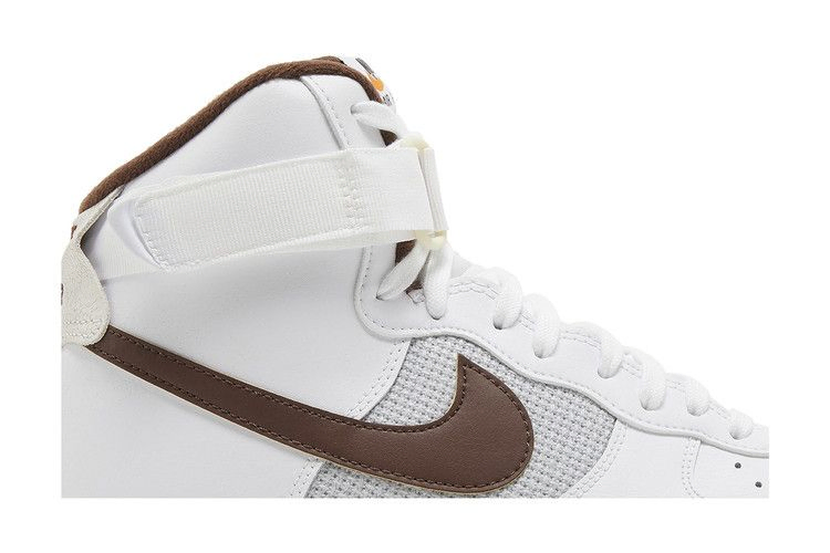 Кроссовки Nike Air Force 1 High '07 'White Light Chocolate'