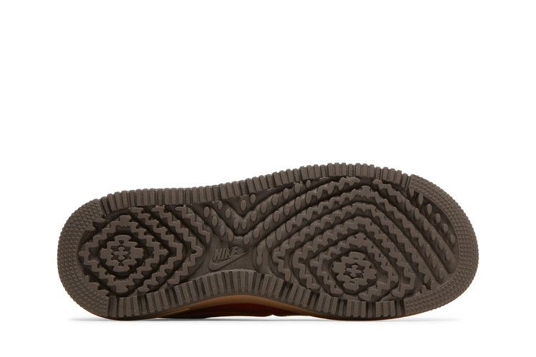 Кроссовки Nike Air Force 1 Luxe 'Burnt Sunrise'