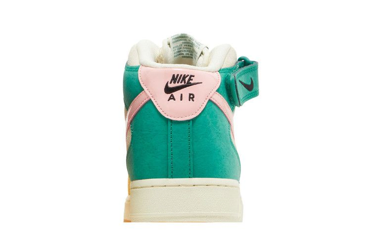 Кроссовки Nike Air Force 1 Mid 'Vivid Sulfur Rush Orange'