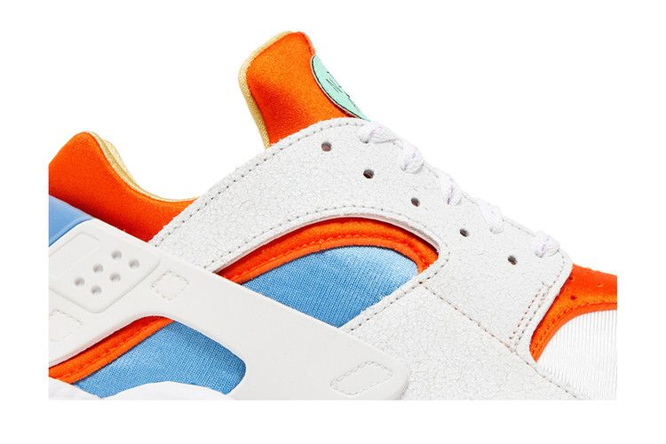 Кроссовки Nike Air Huarache 'White Safety Orange'
