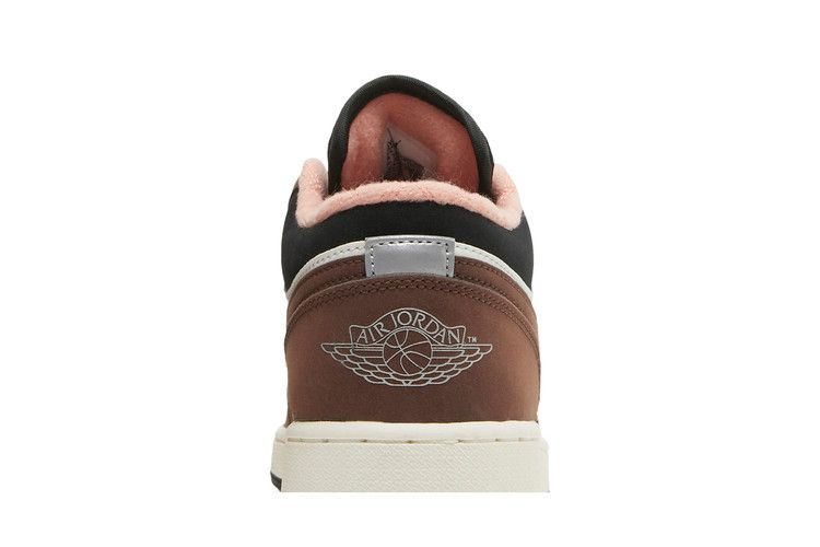 Кроссовки Air Jordan 1 Low SE GS 'Light Chocolate'