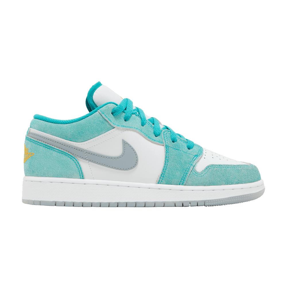 air-jordan-1-low-se-gs-new-emerald-do8244-301