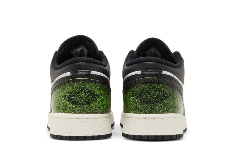 Кроссовки Air Jordan 1 Low SE GS 'Wear-Away - Electric Green'