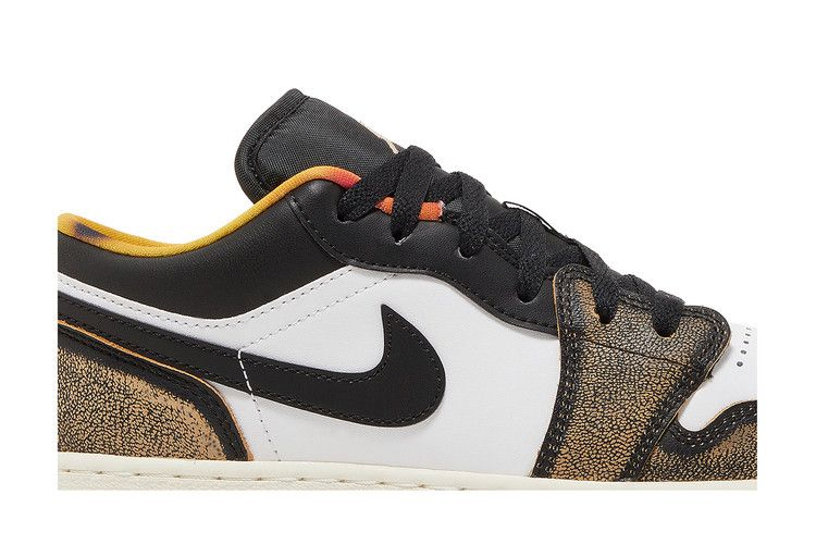 Кроссовки Air Jordan 1 Low SE GS 'Wear-Away - Tan'