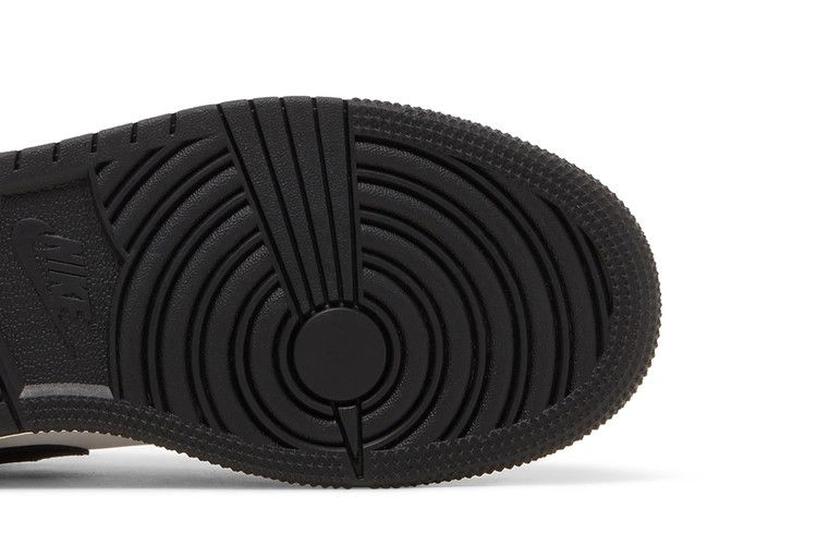 Кроссовки Air Jordan 1 Low SE GS 'Wear-Away - Tan'