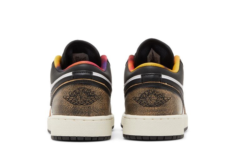 Кроссовки Air Jordan 1 Low SE GS 'Wear-Away - Tan'