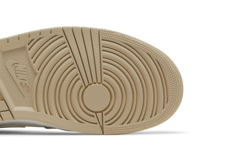 Кроссовки Air Jordan 1 Low SE 'Sail Rattan'