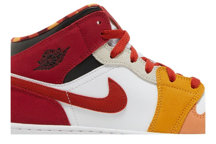 Кроссовки Air Jordan 1 Mid SE GS 'Picnic'