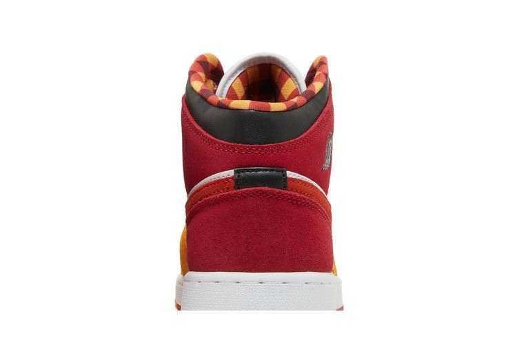 Кроссовки Air Jordan 1 Mid SE GS 'Picnic'