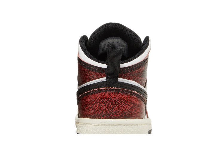 Кроссовки Air Jordan 1 Mid SE TD 'Wear-Away'