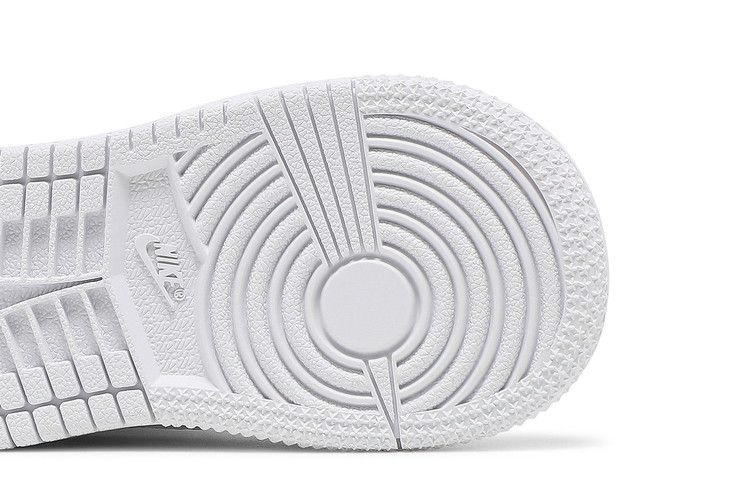Кроссовки Air Jordan 1 Mid TD 'Triple White' 2022
