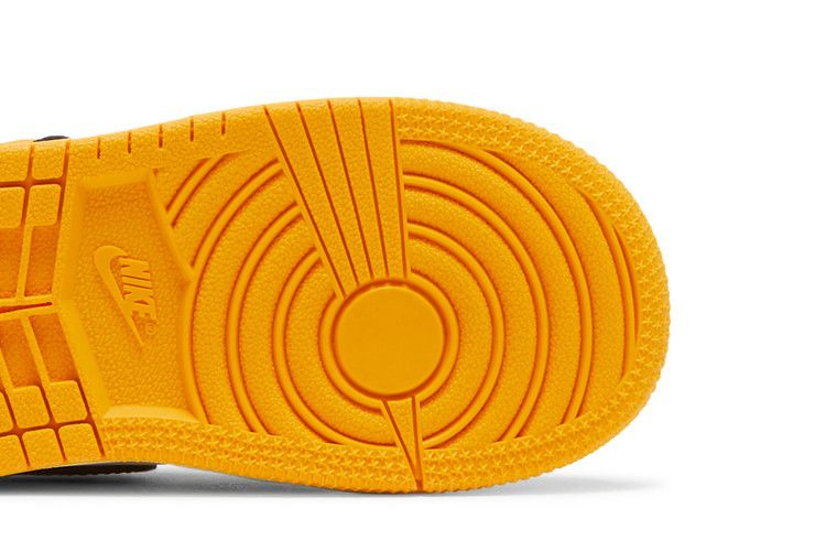 Кроссовки Air Jordan 1 Retro High OG TD 'Yellow Toe'