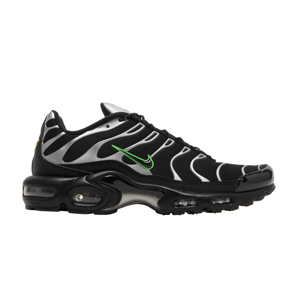 air-max-plus-black-silver-green-strike-dr0139-001