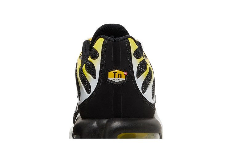 Кроссовки Nike Air Max Plus 'Black Tour Yellow'
