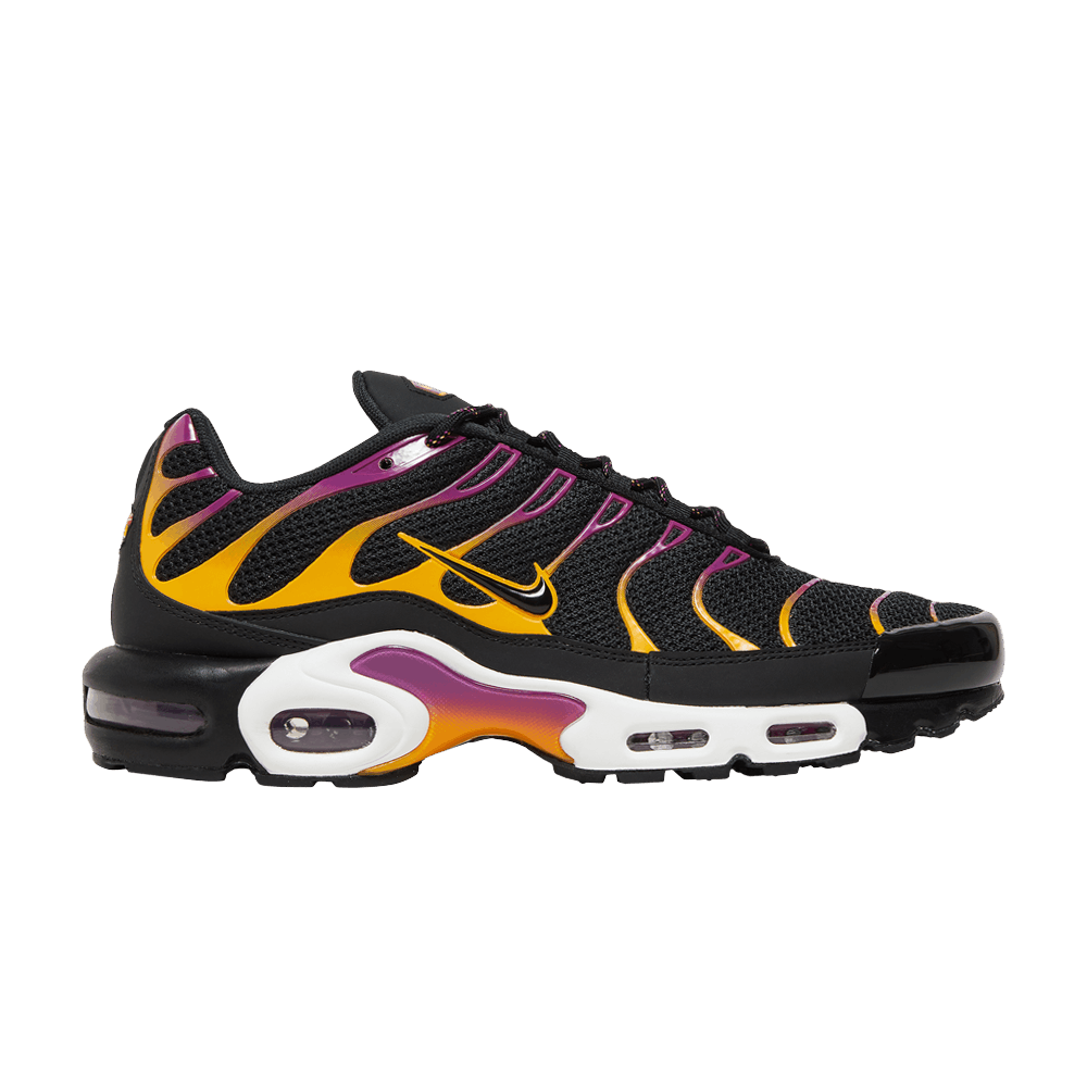 air-max-plus-black-university-gold-viotech-dx2663-001