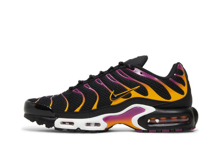Кроссовки Nike Air Max Plus 'Black University Gold Viotech'