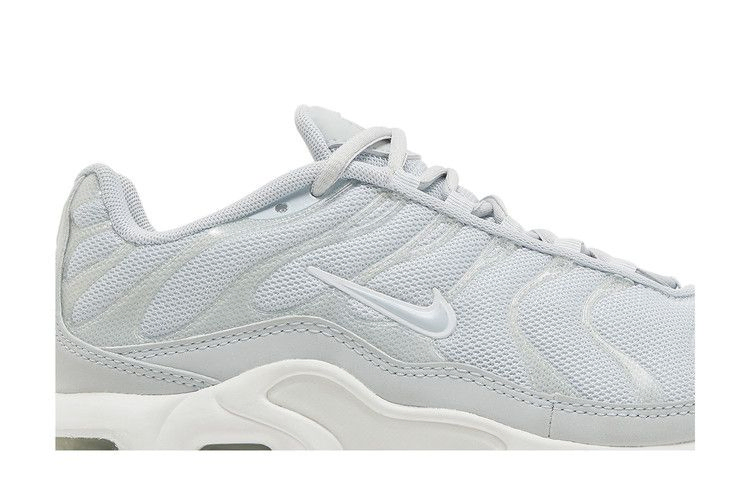 Кроссовки Nike Air Max Plus GS 'Aura White'