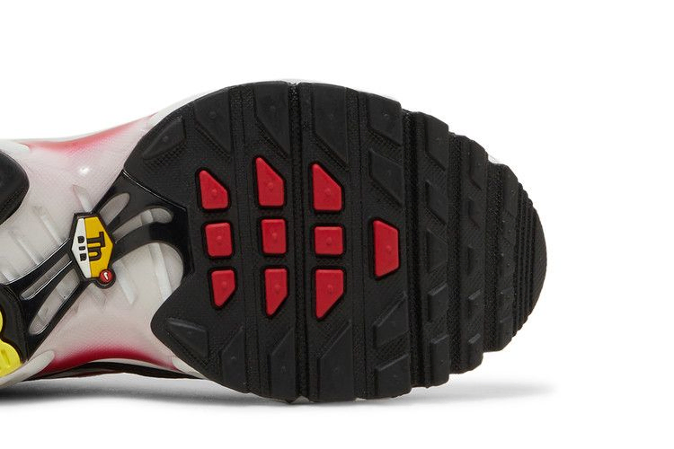 Кроссовки Nike Air Max Plus GS 'Photon Dust Varsity Red'