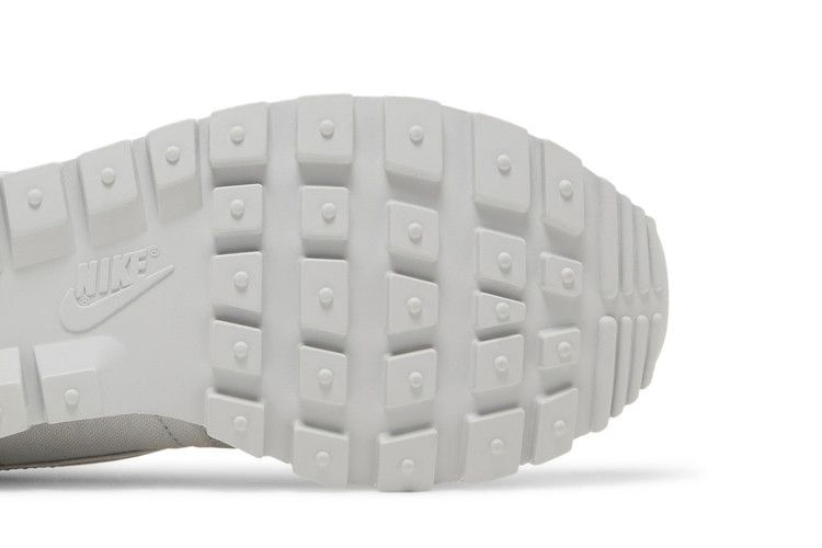 Кроссовки Nike Air Pegasus 83 Premium 'Grey Fog'