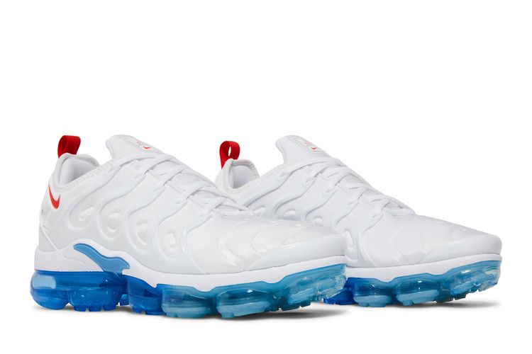 Nike vapormax plus white and blue on sale