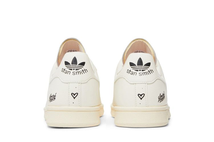 Кроссовки adidas André Saraiva x Stan Smith 'The World Needs Love'