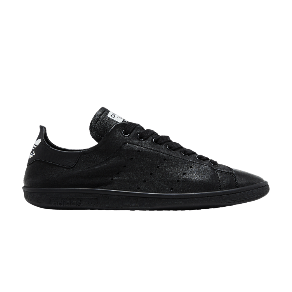 balenciaga-x-stan-smith-triple-black-hp6780