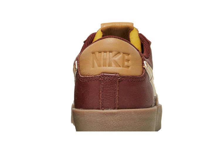 Кроссовки Nike Blazer Low '77 EMB 'Inspected By Swoosh'