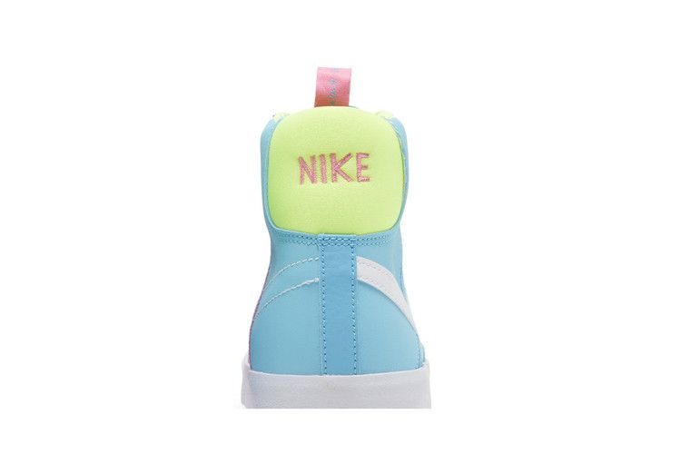 Кроссовки Nike Blazer Mid '77 GS 'Dance - Baltic Blue Volt Pink'