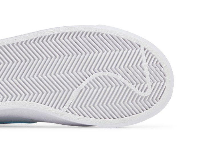 Кроссовки Nike Blazer Mid '77 GS 'Pure Platinum Laser Blue'