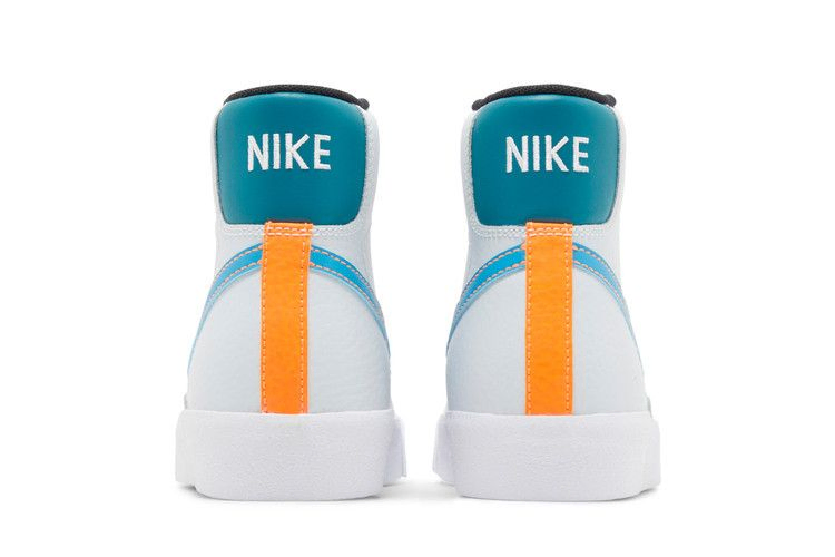 Кроссовки Nike Blazer Mid '77 GS 'Pure Platinum Laser Blue'