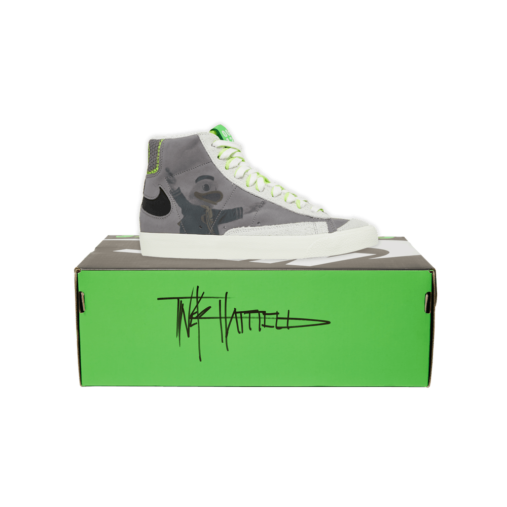 blazer-mid-77-university-of-oregon-football-tinker-hatfield-signed-box-fd0235-001-signed-box