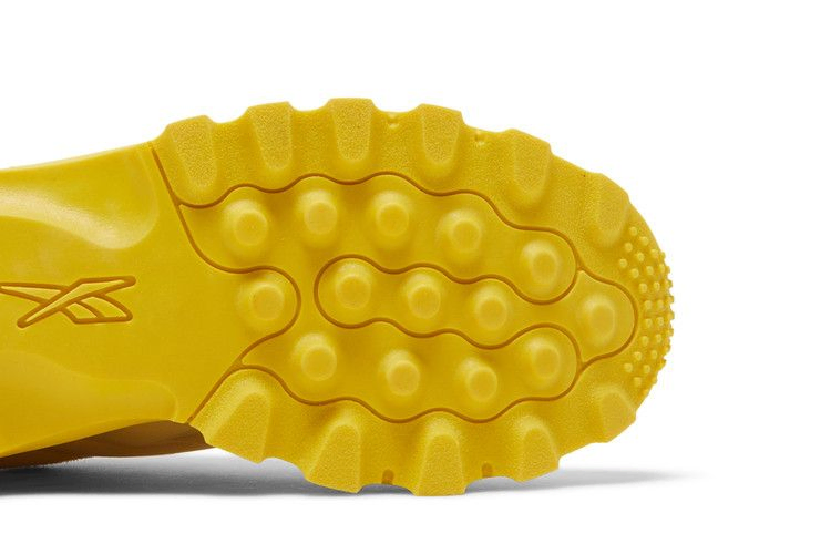 Кроссовки Reebok Cardi B x Classic Leather V2 Big Kid 'Weathered Yellow'