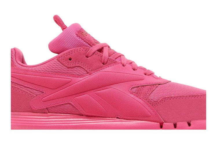 Кроссовки Reebok Cardi B x Wmns Classic Leather V2 'Pink Fusion'