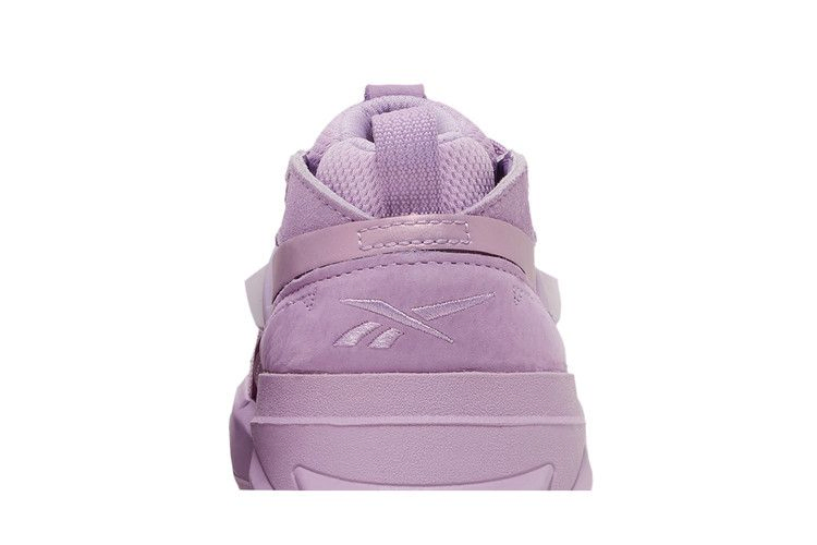 Кроссовки Reebok Cardi B x Wmns Club C V2 'Puzzled Purple'