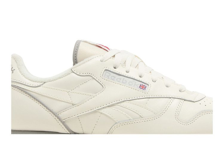 Кроссовки Reebok Classic Leather 1983 Vintage 'Chalk Grey'