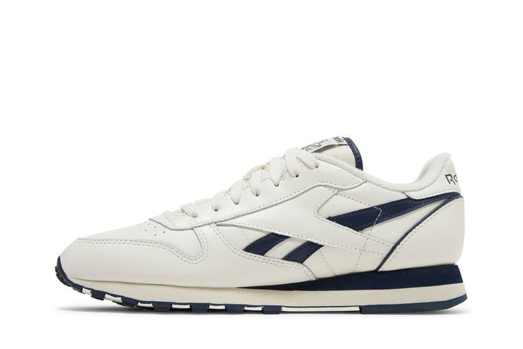 Кроссовки Reebok Classic Leather 1983 Vintage 'Chalk Vector Navy'