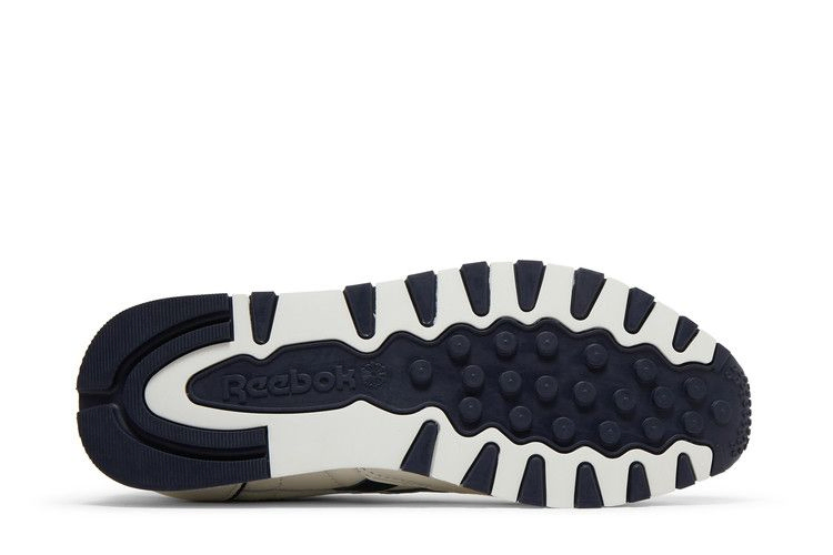 Кроссовки Reebok Classic Leather 1983 Vintage 'Chalk Vector Navy'