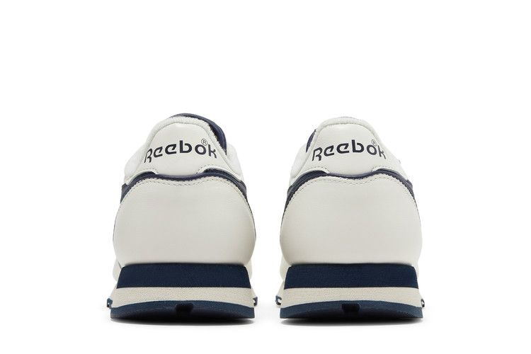 Кроссовки Reebok Classic Leather 1983 Vintage 'Chalk Vector Navy'