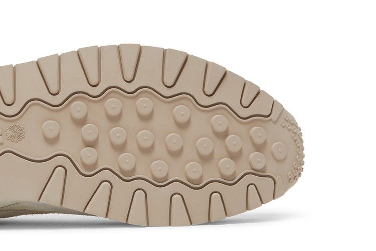 Кроссовки Reebok Classic Leather 'Chalk Modern Beige'