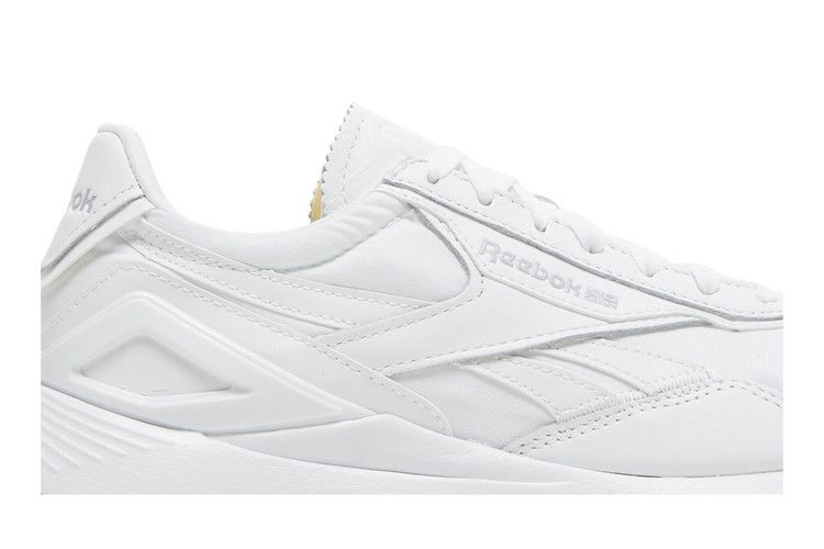 Кроссовки Reebok Classic Leather Legacy AZ 'White Cold Grey'