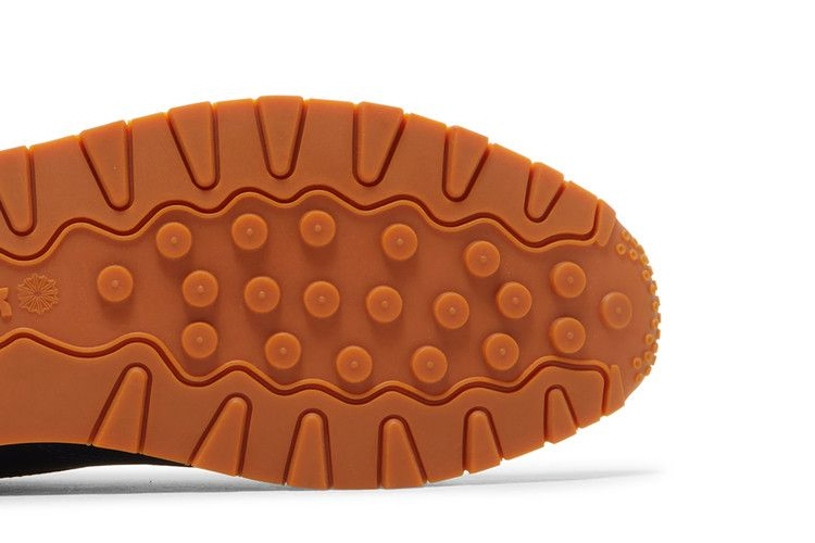 Кроссовки Reebok Classic Leather 'Vector Navy Gum'