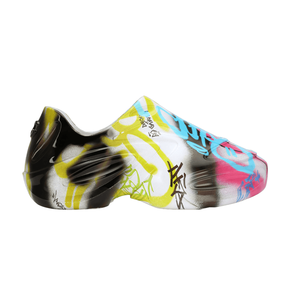 Кроссовки Dolce & Gabbana Shiny Lacquered Toy Sneaker 'Graffiti'