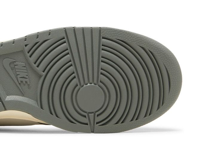 Кроссовки Nike Dunk High SE 'Light Bone'