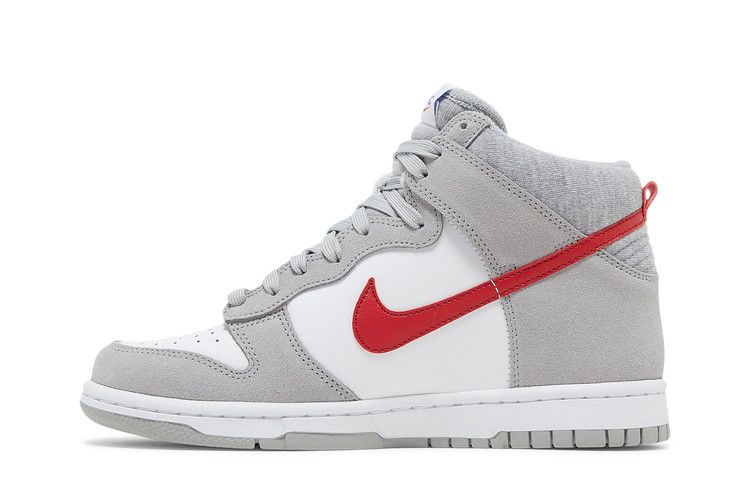 Кроссовки Nike Dunk High SE GS 'Athletic Club - Light Smoke Grey Gym Red'