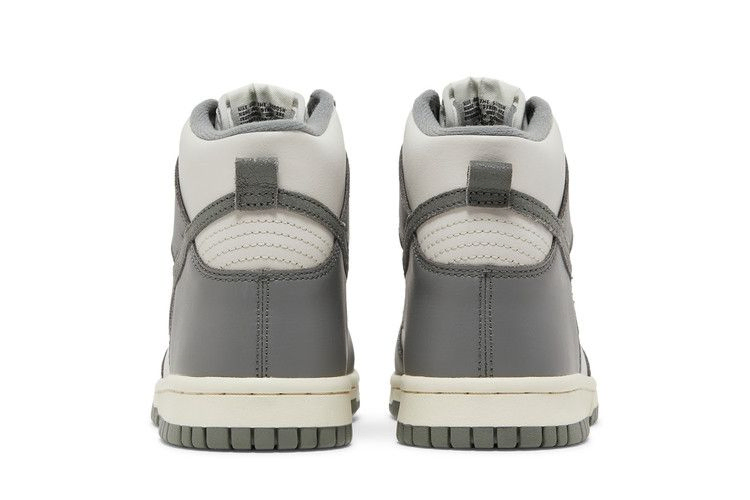 Кроссовки Nike Dunk High SE GS 'Light Bone Tumbled Grey'