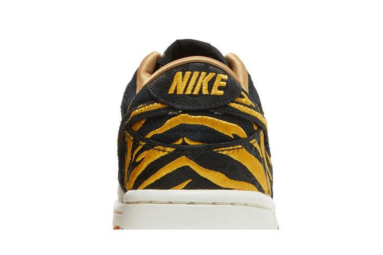 Кроссовки Nike Dunk Low GS 'God Of Wealth'