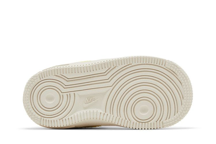 Кроссовки Nike Force 1 LV8 TD 'White Yellow Strike'