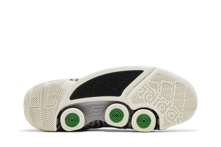 Кроссовки adidas Agent Gil Restomod 'Tiger Stripes'