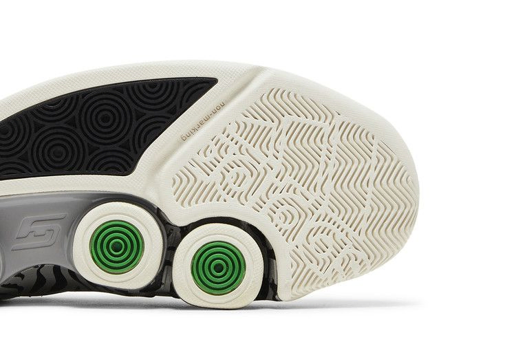 Кроссовки adidas Agent Gil Restomod 'Tiger Stripes'