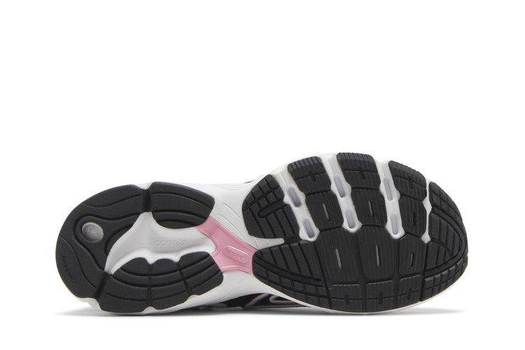 Кроссовки adidas Hello Kitty x Wmns Astir 'Polka Dot'